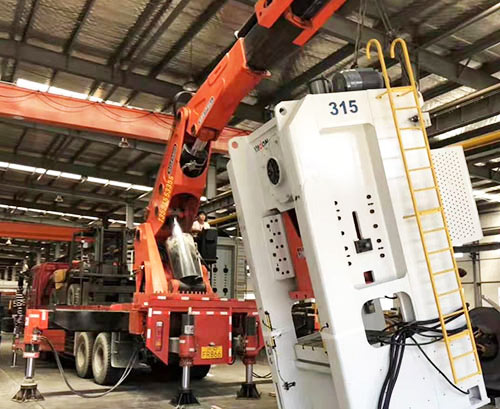 马鞍山雨山提升工作效率，选择优质折臂吊租赁服务